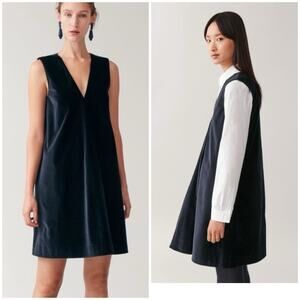 COS Minimalist Sleeveless V-Neck A-Line Shift Velvet Dress 4 Black Modern